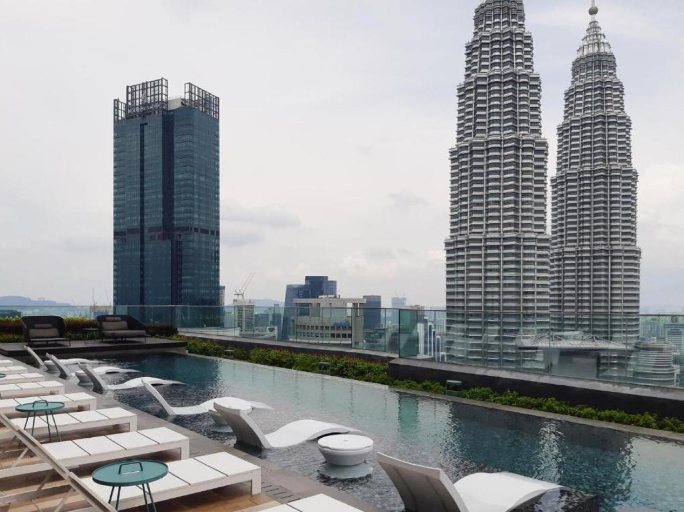 Star Residence Klcc By Sky Pool Куала-Лумпур Экстерьер фото