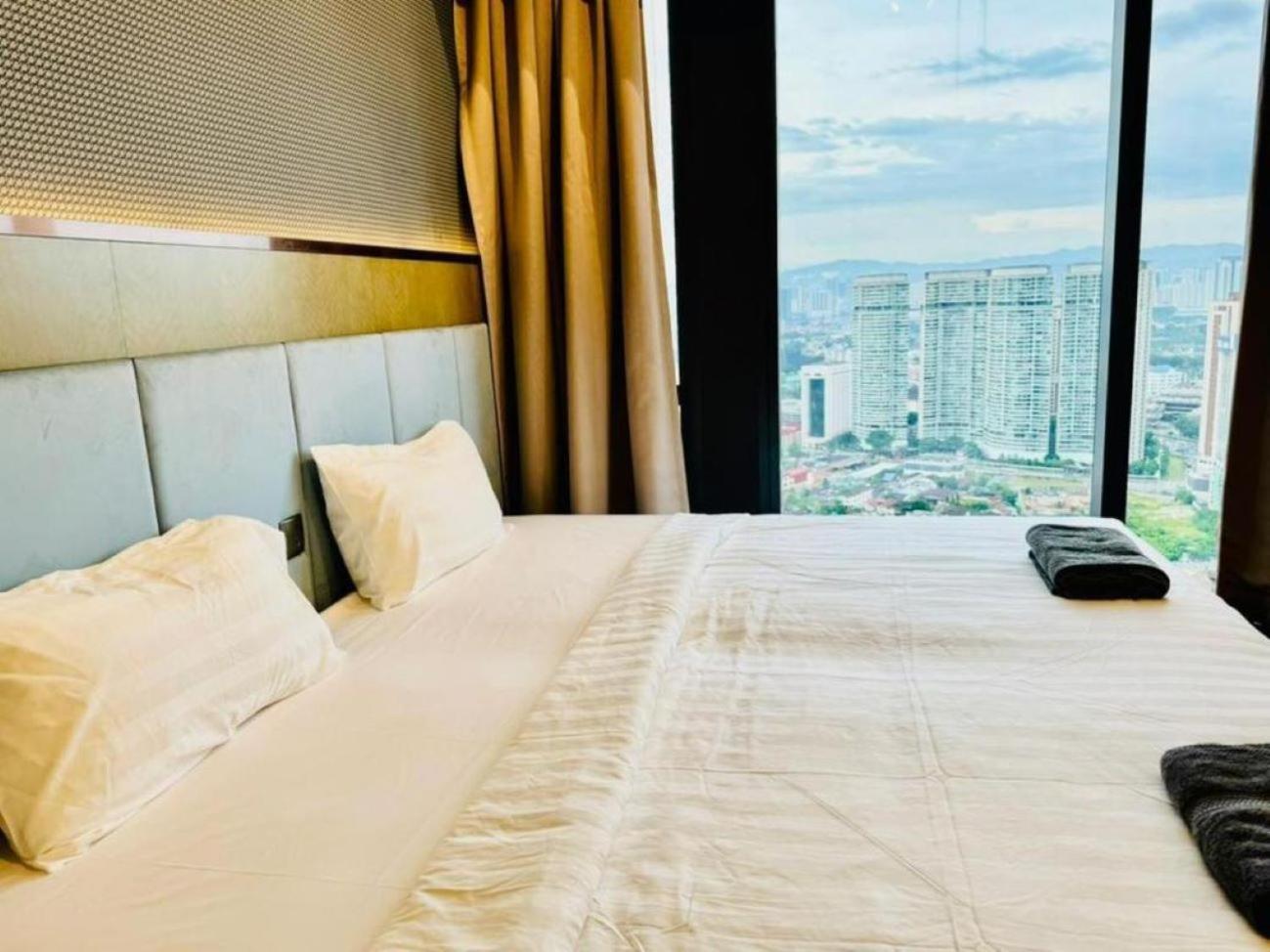 Star Residence Klcc By Sky Pool Куала-Лумпур Экстерьер фото